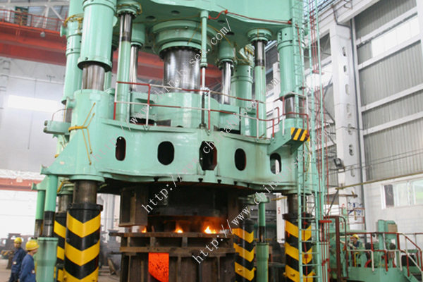 Forged-steel-threaded-caps-class-6000-machinery.jpg