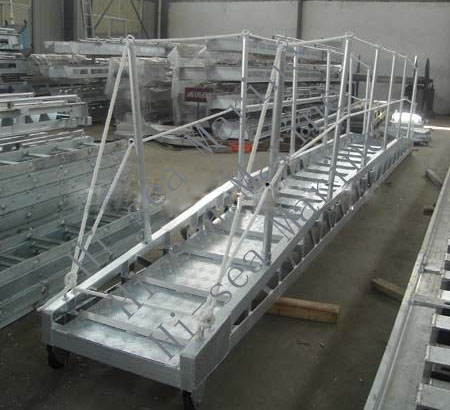 Aluminum Gangway (Bend Type)
