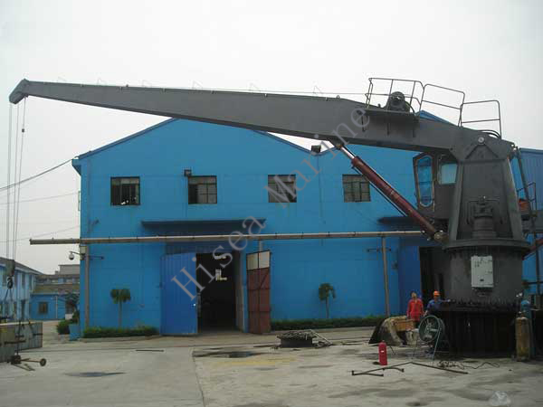 hydraulic-marine-crane test.jpg