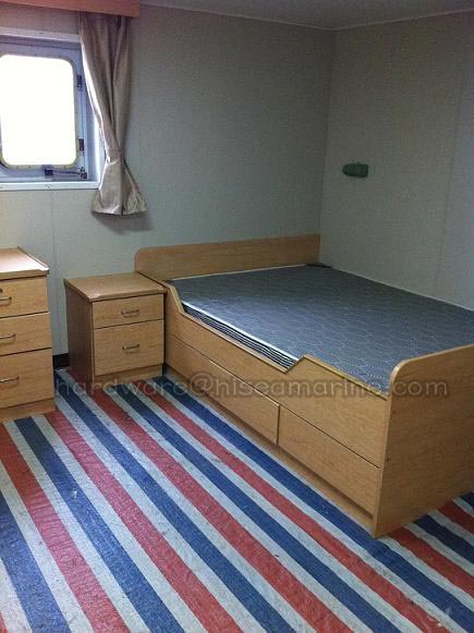 ship-wooden-bed.jpg